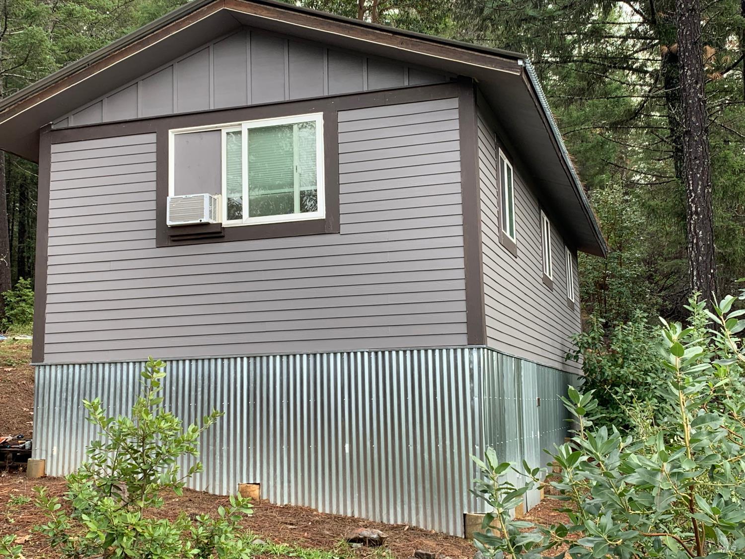 Detail Gallery Image 8 of 60 For 18574 Tomki Rd, Redwood Valley,  CA 95470 - 2 Beds | 2 Baths