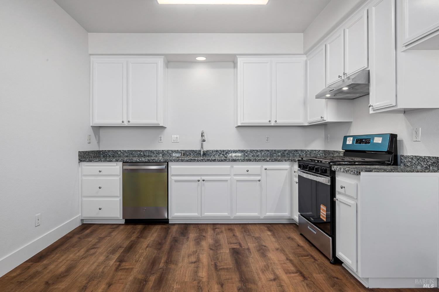 Detail Gallery Image 38 of 53 For 1461 Trombetta St, Santa Rosa,  CA 95407 - – Beds | – Baths