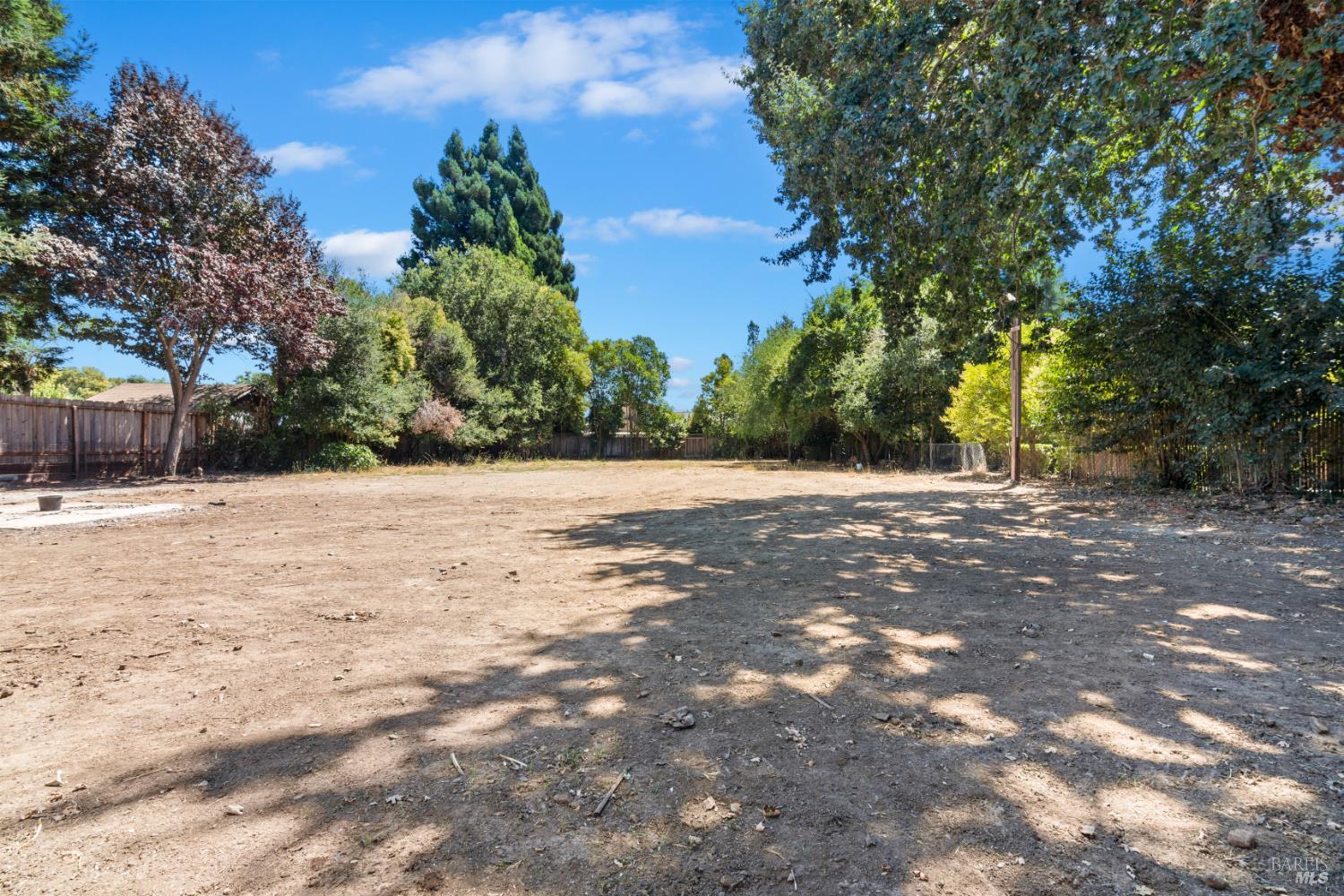 Detail Gallery Image 27 of 33 For 1565 Baywood Ln, Napa,  CA 94558 - 2 Beds | 1 Baths