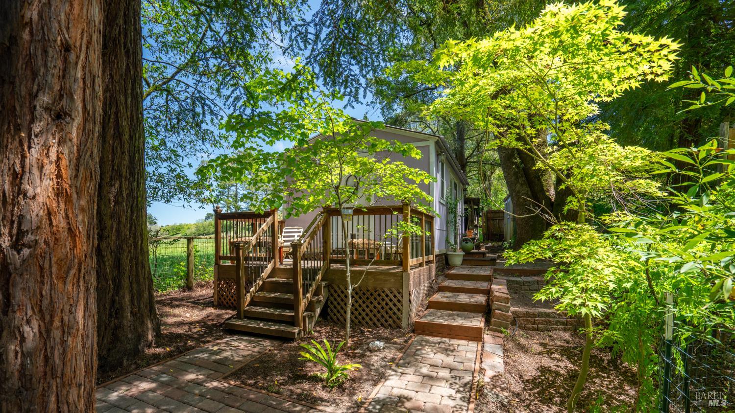 Detail Gallery Image 43 of 71 For 189 Wagnon Rd, Sebastopol,  CA 95472 - 2 Beds | 1 Baths