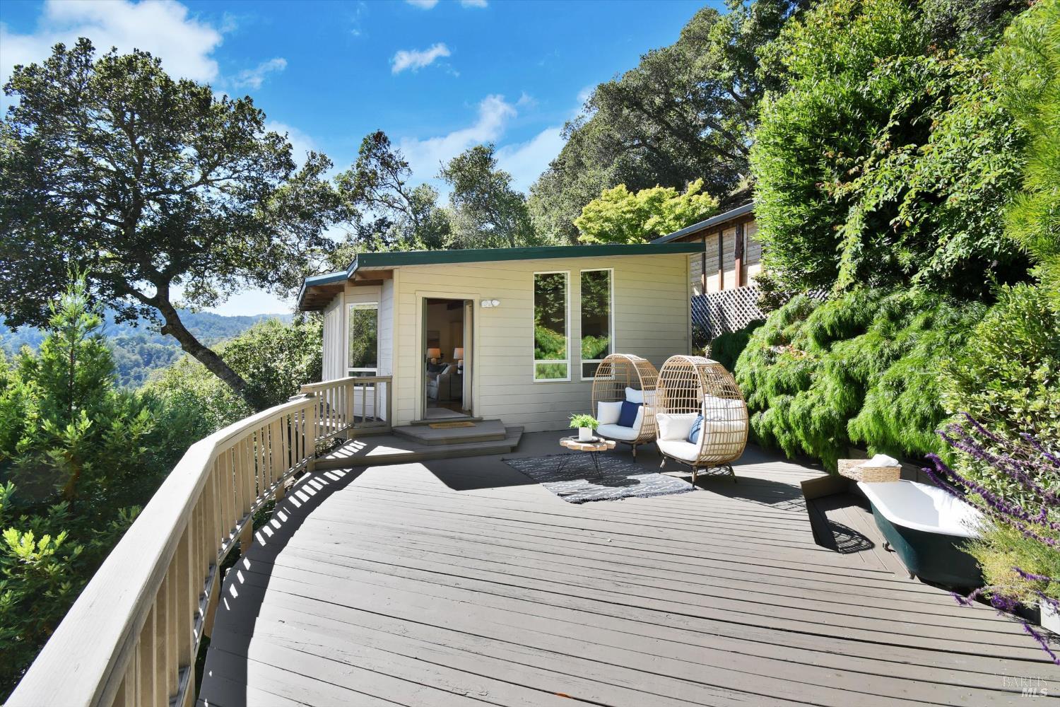 Detail Gallery Image 64 of 91 For 78 Greenwood Way, Mill Valley,  CA 94941 - 3 Beds | 2 Baths