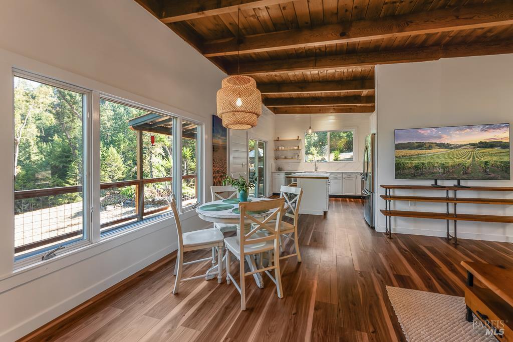 Detail Gallery Image 14 of 74 For 17197 Fitzpatrick Ln, Occidental,  CA 95465 - 3 Beds | 1 Baths