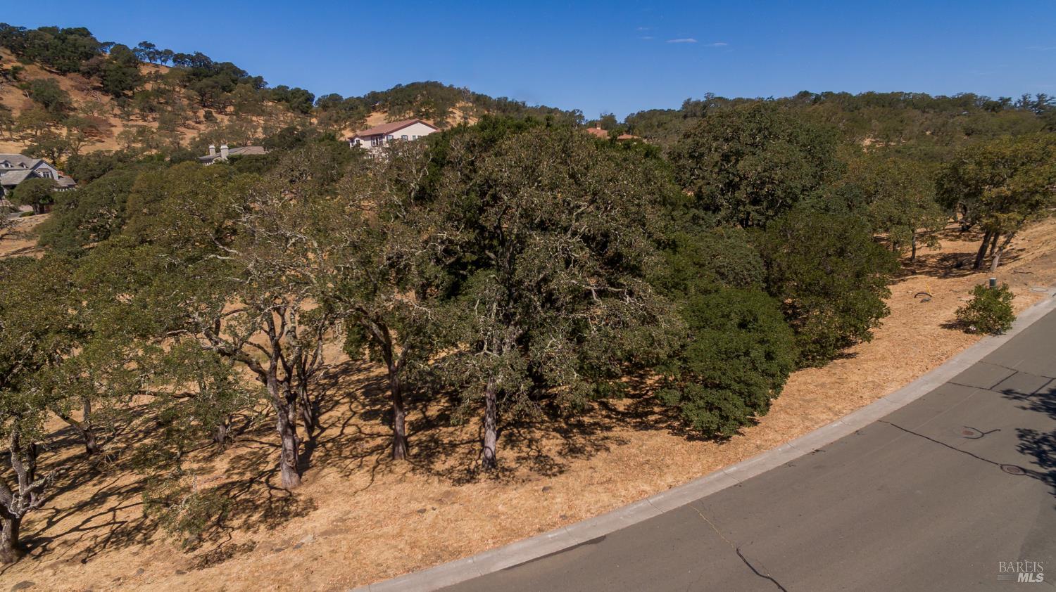 Detail Gallery Image 27 of 39 For 743 Bridle Ridge Ct, Fairfield,  CA 94534 - – Beds | – Baths