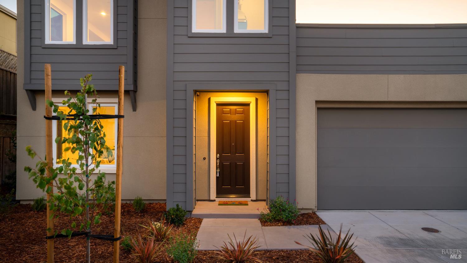 Detail Gallery Image 4 of 50 For 3 Lapis Ct, Petaluma,  CA 94952 - 3 Beds | 2/1 Baths