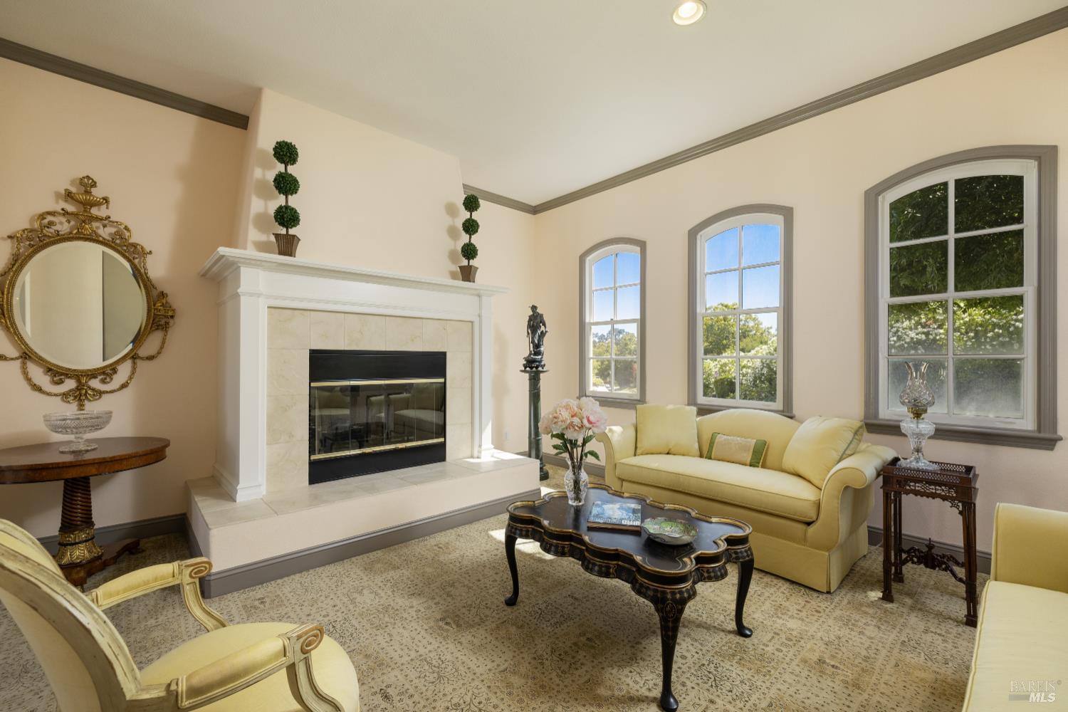 Detail Gallery Image 14 of 40 For 112 Chapel Hill Rd, Novato,  CA 94949 - 4 Beds | 3/1 Baths