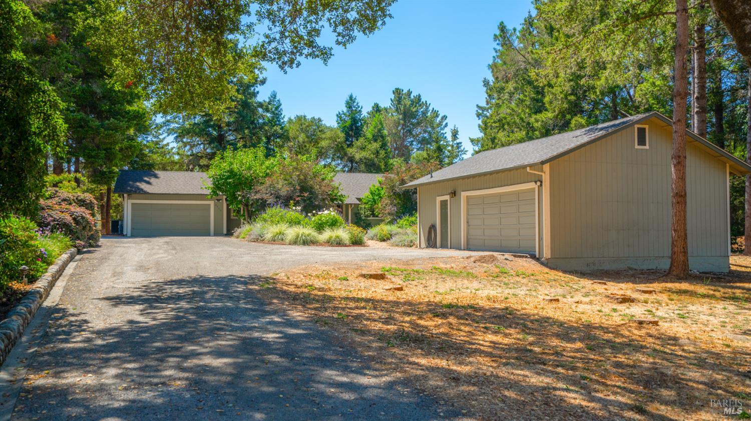 Detail Gallery Image 3 of 63 For 3155 Frei Rd, Sebastopol,  CA 95472 - 3 Beds | 2/1 Baths