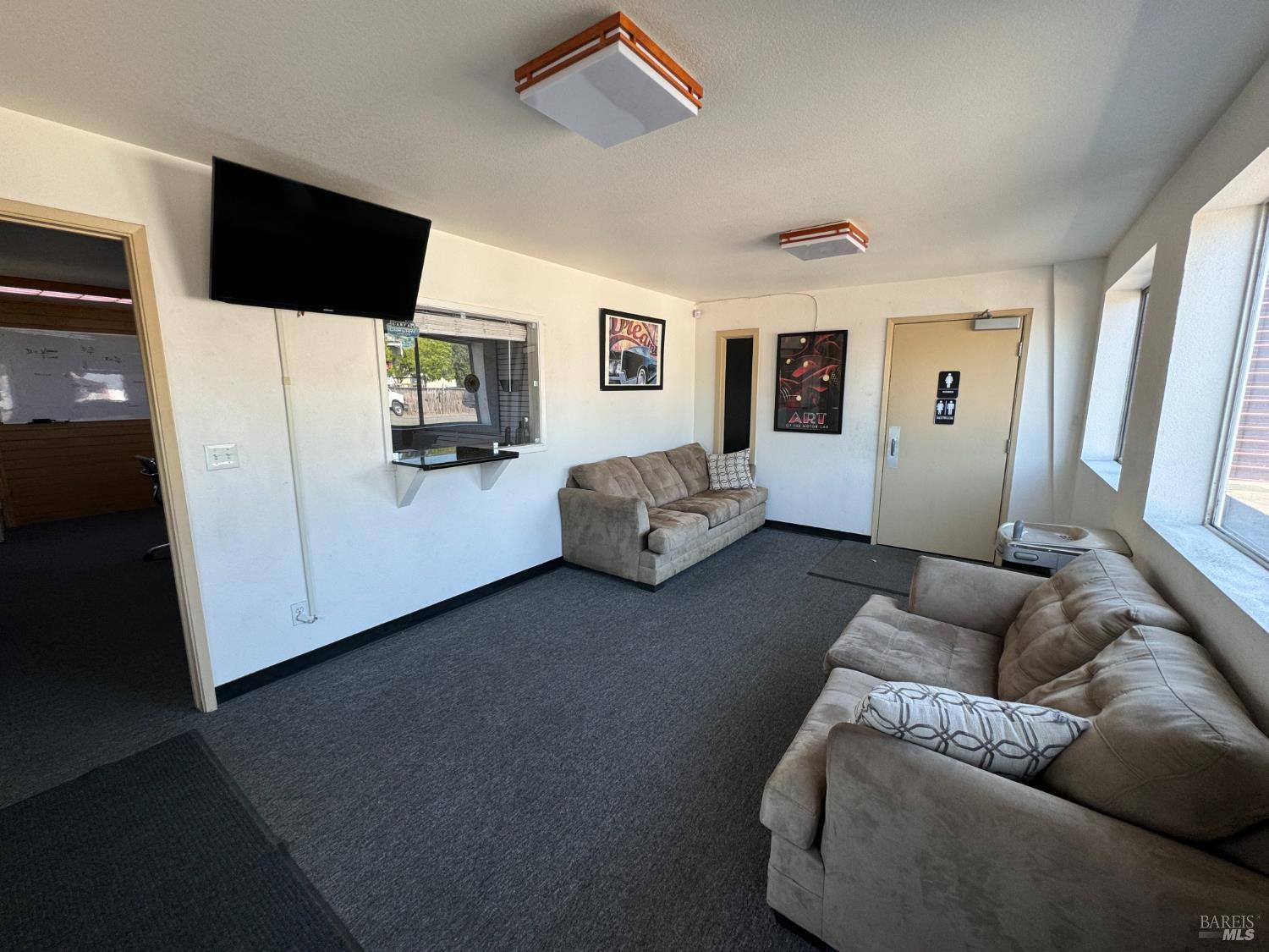 Detail Gallery Image 32 of 34 For 3753 Santa Rosa Ave #B,  Santa Rosa,  CA 95407 - – Beds | – Baths