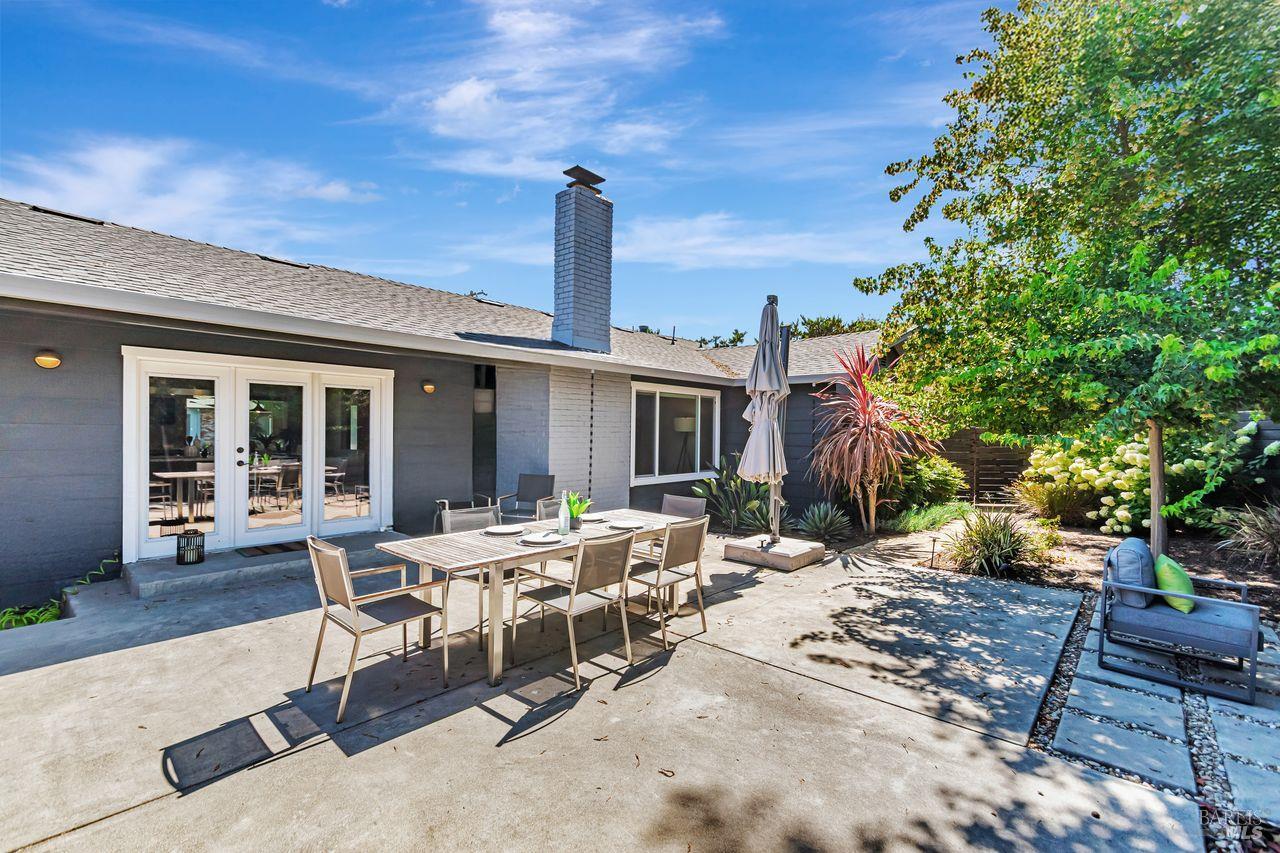 Detail Gallery Image 38 of 48 For 3641 Evergreen Rd, Santa Rosa,  CA 95405 - 4 Beds | 2 Baths