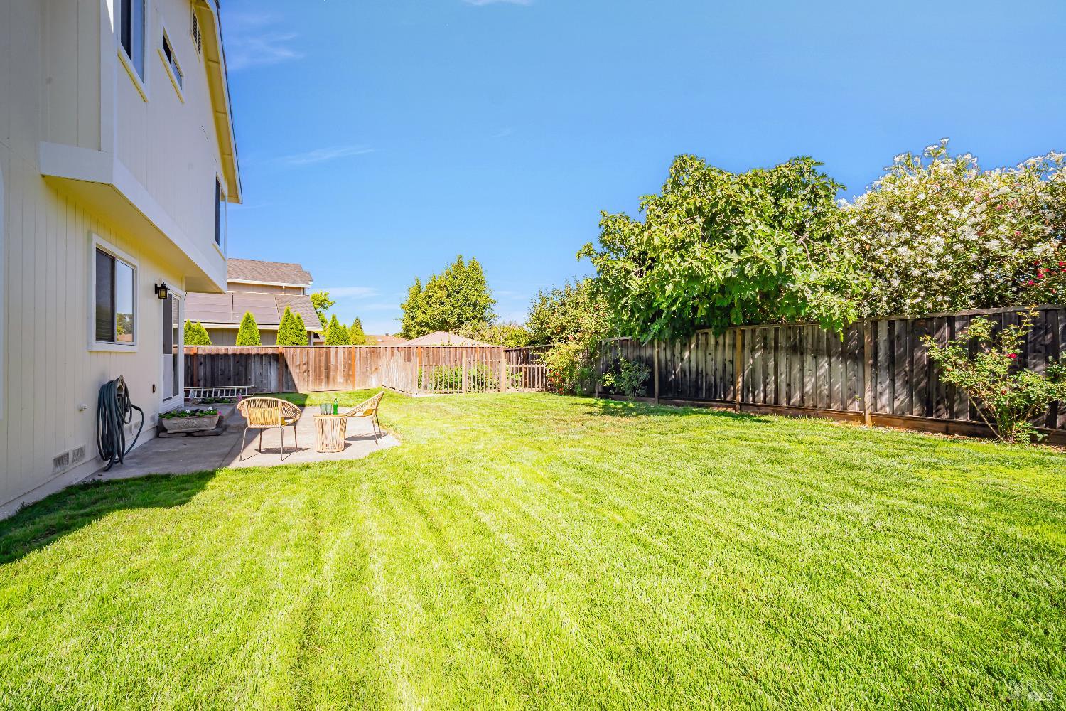 Detail Gallery Image 41 of 46 For 9616 Berkshire Way, Windsor,  CA 95492 - 3 Beds | 2/1 Baths