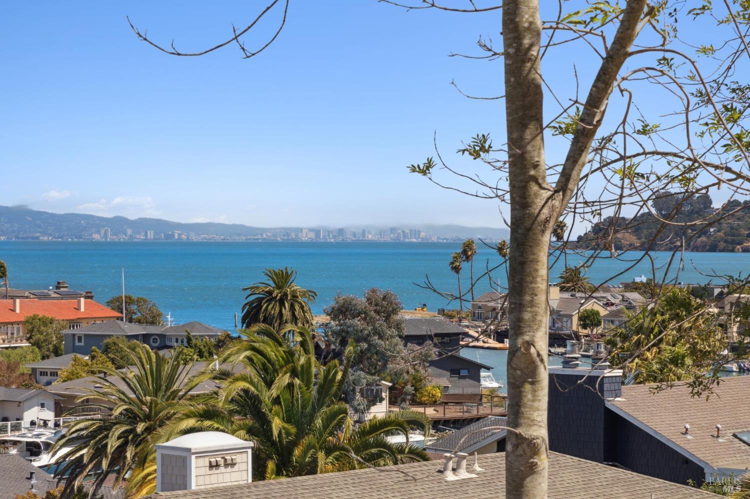 Detail Gallery Image 61 of 62 For 139 Trinidad Dr, Tiburon,  CA 94920 - 4 Beds | 2/1 Baths