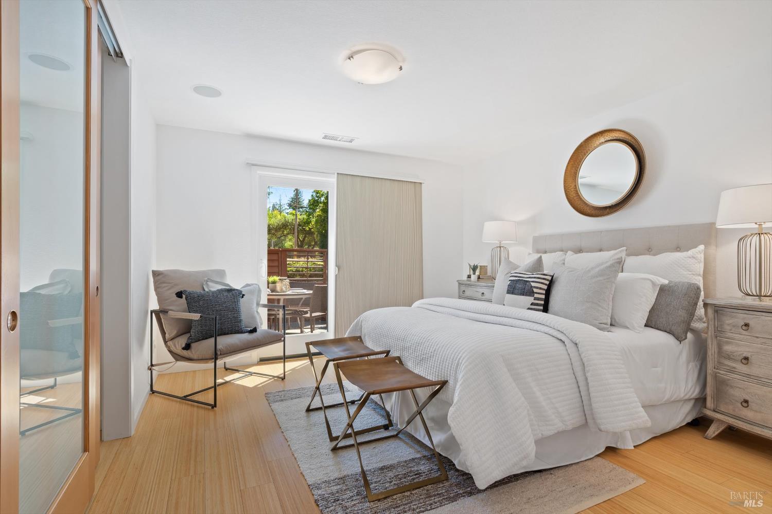Detail Gallery Image 18 of 31 For 218 Indian Creek Dr, Santa Rosa,  CA 95409 - 2 Beds | 2 Baths