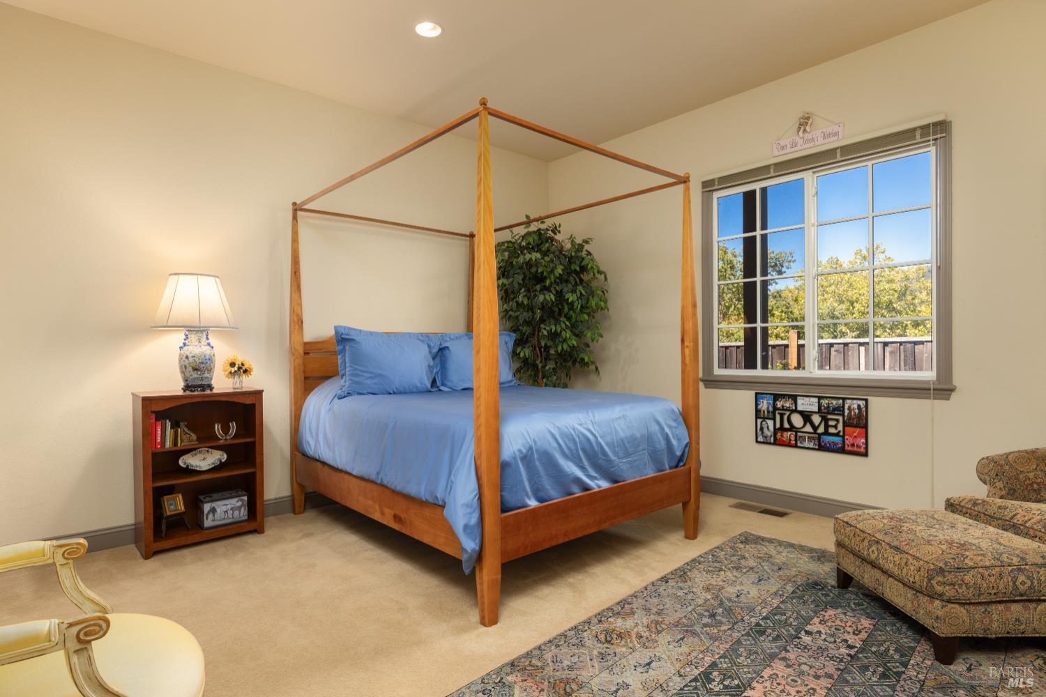 Detail Gallery Image 22 of 40 For 112 Chapel Hill Rd, Novato,  CA 94949 - 4 Beds | 3/1 Baths