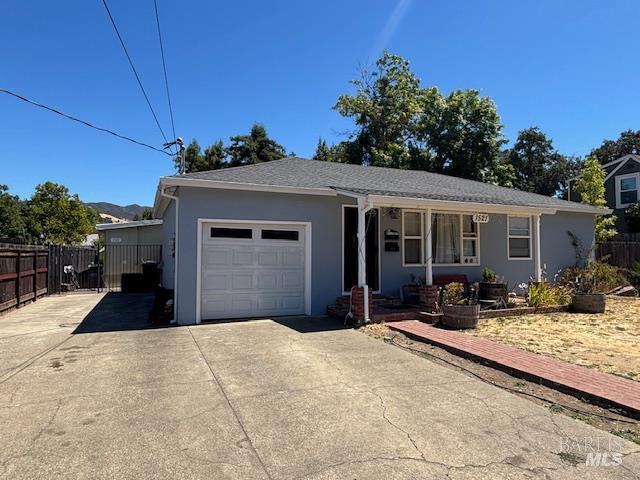 Detail Gallery Image 2 of 4 For 1521 Talmage Ct, Ukiah,  CA 95482 - – Beds | – Baths
