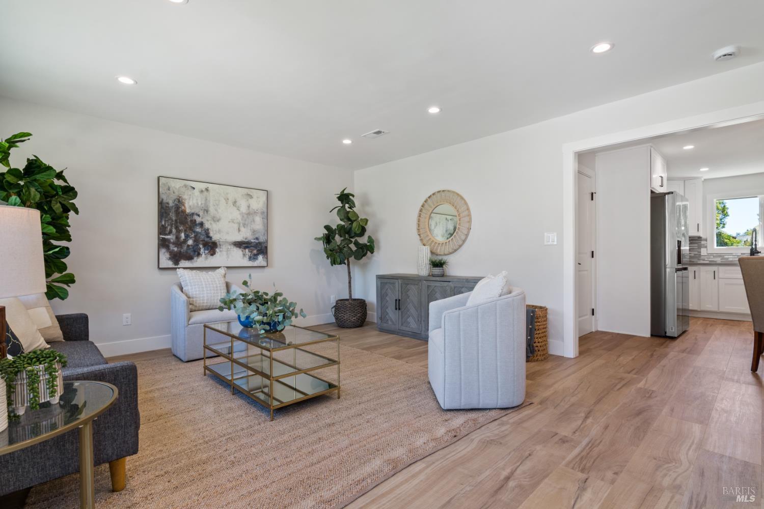 Detail Gallery Image 8 of 33 For 1565 Baywood Ln, Napa,  CA 94558 - 2 Beds | 1 Baths