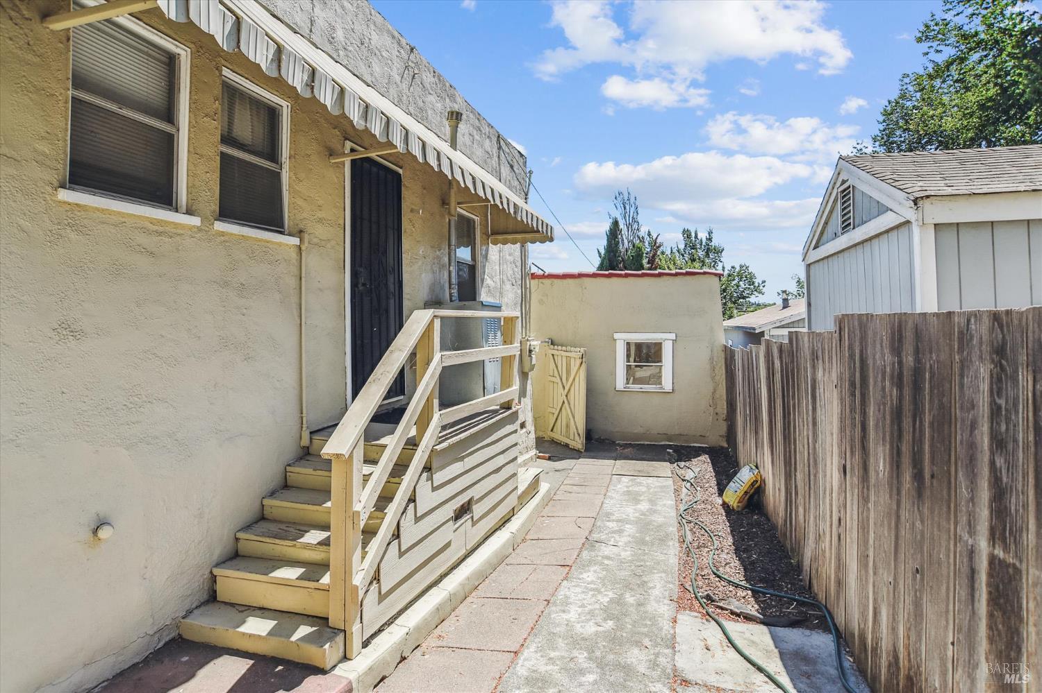Detail Gallery Image 22 of 30 For 853 Benicia Rd, Vallejo,  CA 94591 - 2 Beds | 1 Baths