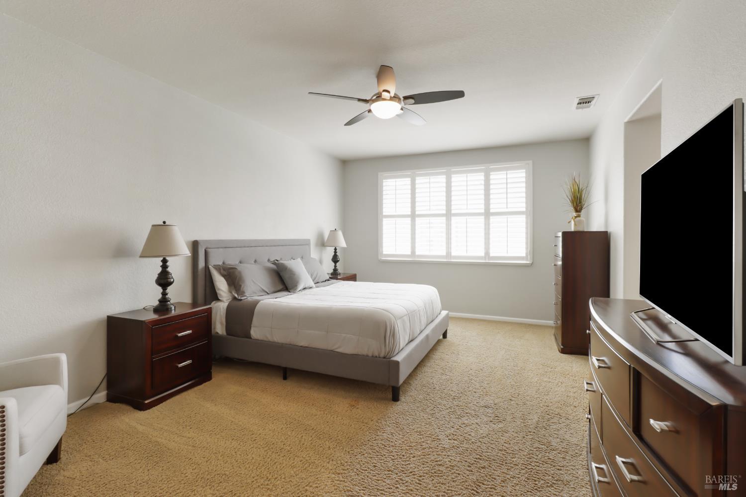 Detail Gallery Image 33 of 58 For 1105 Bello Dr, Dixon,  CA 95620 - 4 Beds | 2/1 Baths