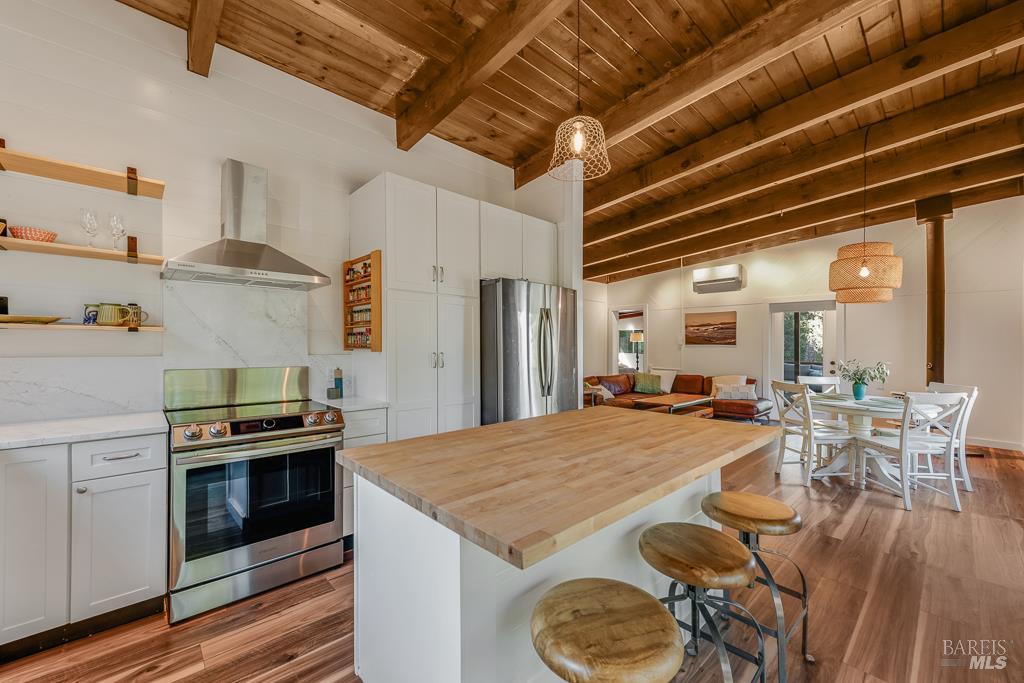 Detail Gallery Image 18 of 74 For 17197 Fitzpatrick Ln, Occidental,  CA 95465 - 3 Beds | 1 Baths