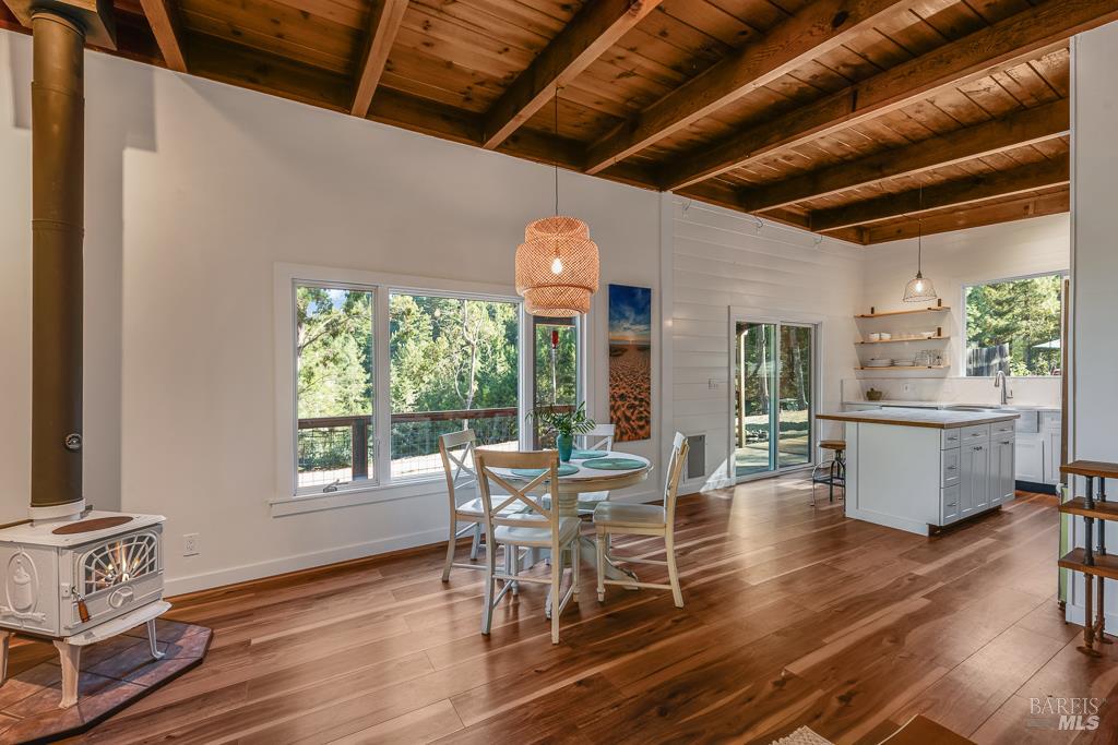 Detail Gallery Image 13 of 74 For 17197 Fitzpatrick Ln, Occidental,  CA 95465 - 3 Beds | 1 Baths