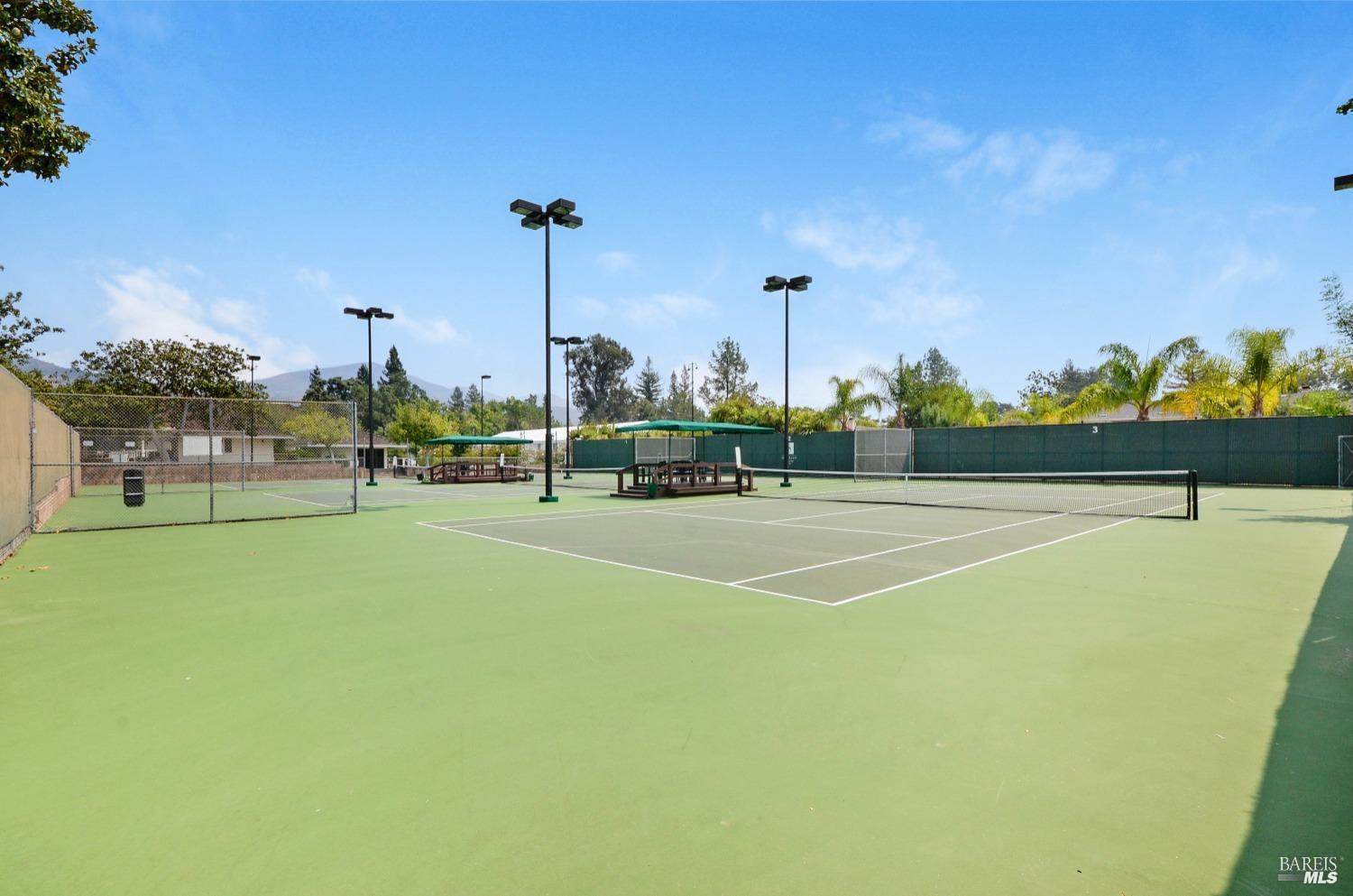 Detail Gallery Image 43 of 47 For 833 Augusta Cir, Napa,  CA 94558 - 2 Beds | 2 Baths