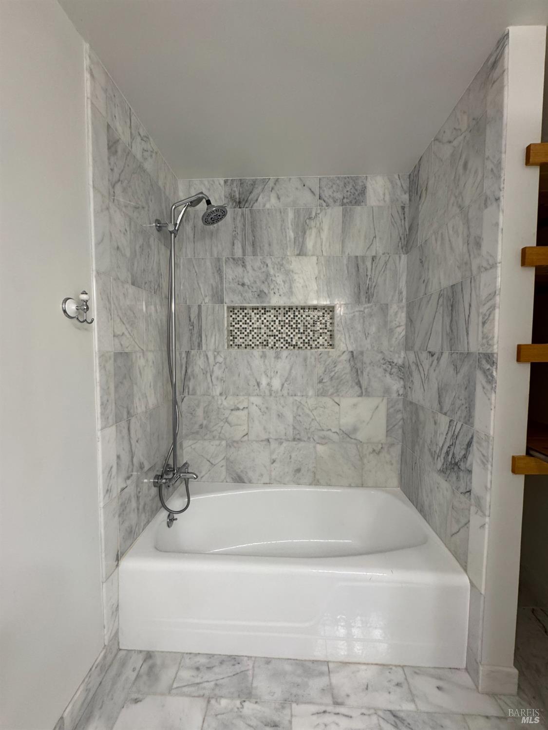 Detail Gallery Image 22 of 24 For 50 via Belardo Unkn #12,  Greenbrae,  CA 94904 - 1 Beds | 1/1 Baths