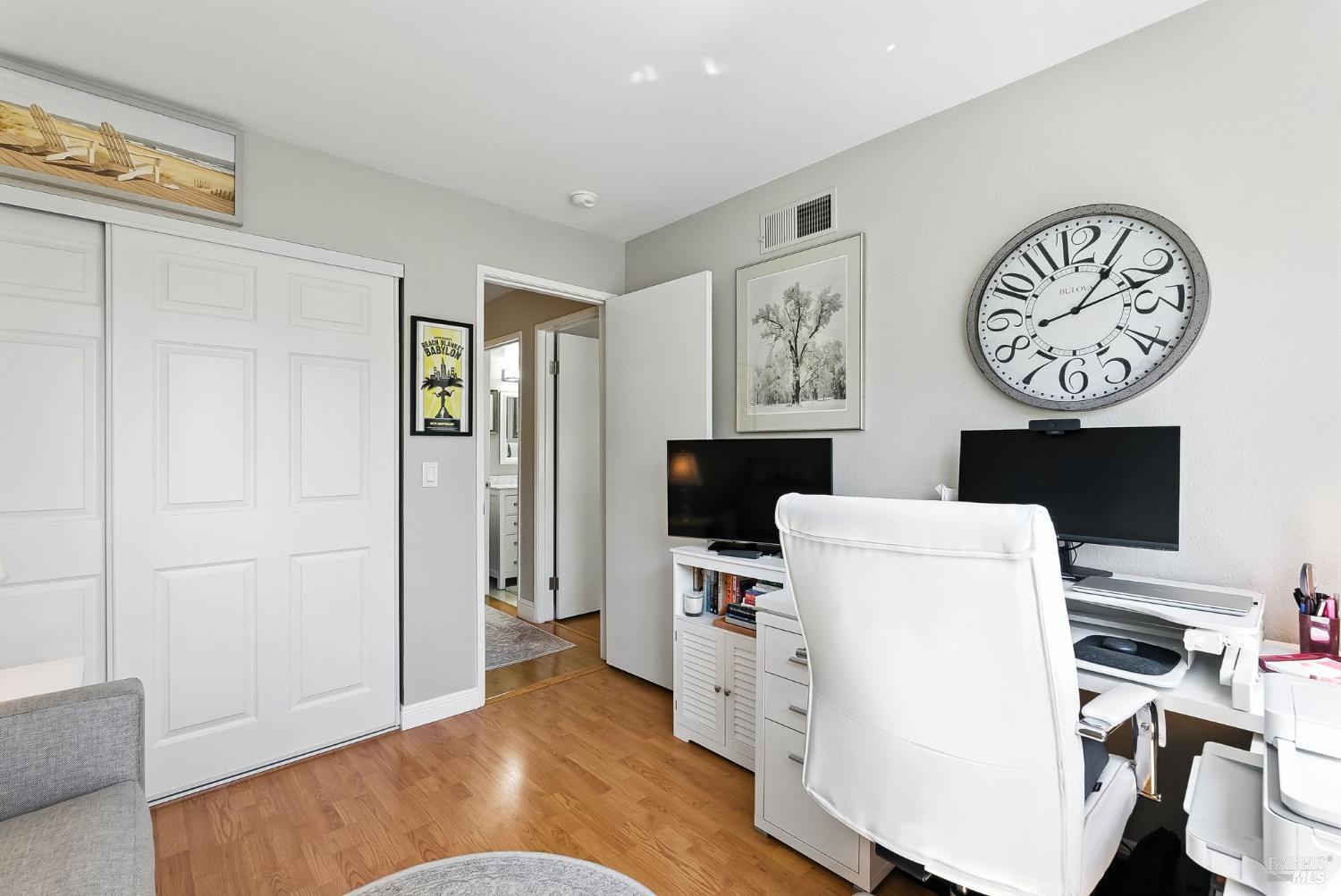 Detail Gallery Image 14 of 16 For 44 Hector Ln, Novato,  CA 94949 - 2 Beds | 1 Baths