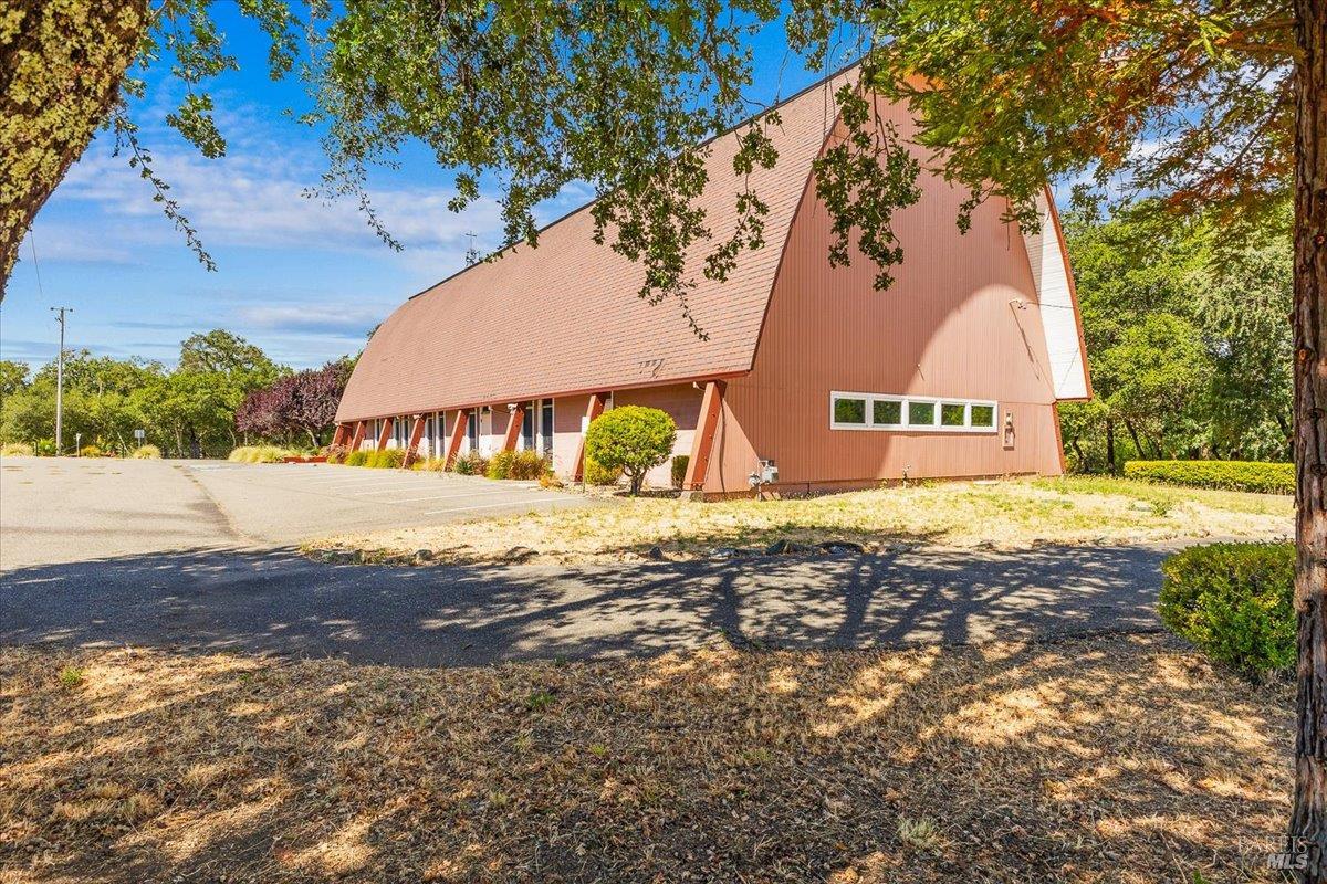 Detail Gallery Image 27 of 40 For 26300 Asti Rd, Cloverdale,  CA 95425 - – Beds | – Baths