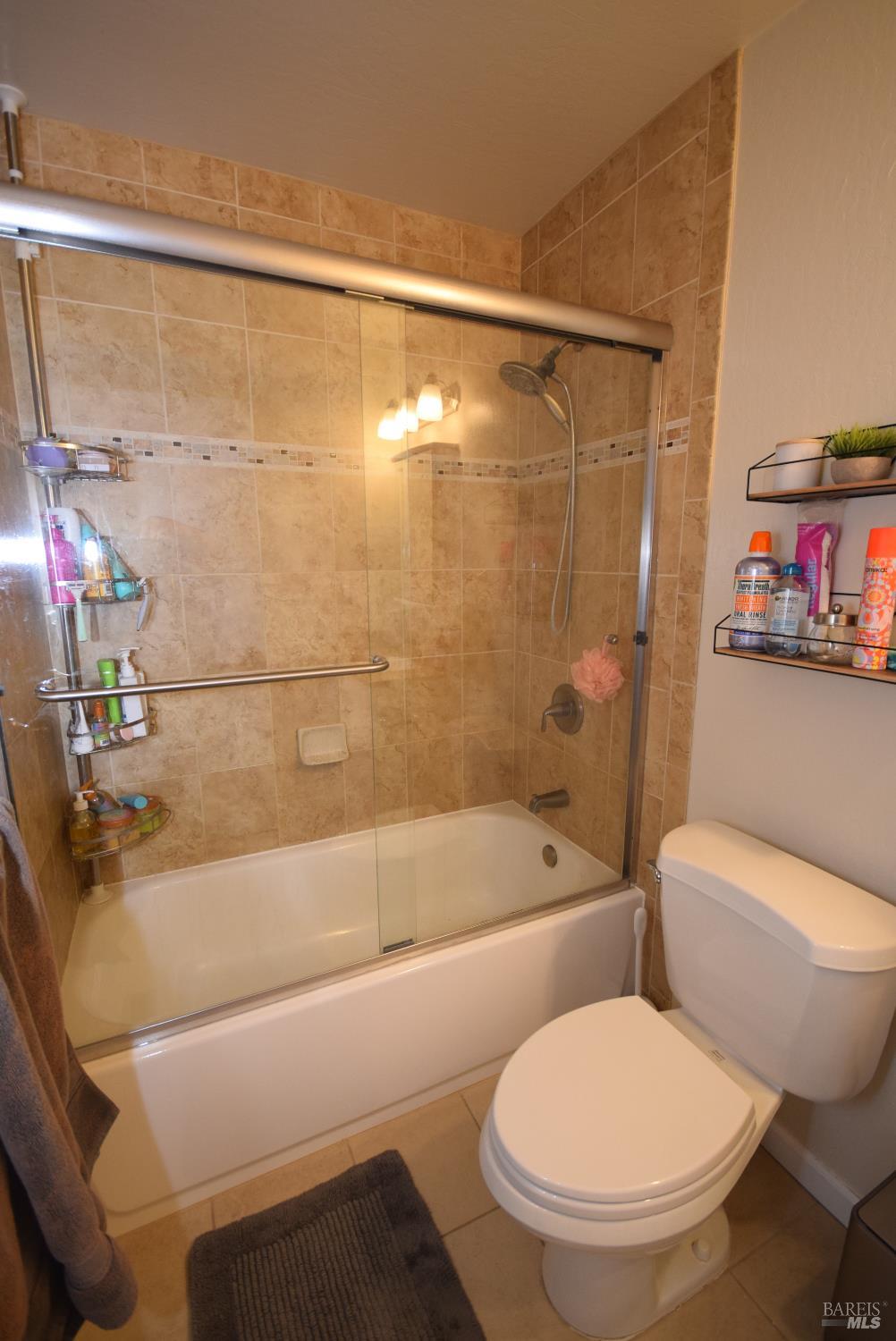 Detail Gallery Image 25 of 44 For 2014 Crinella Dr, Petaluma,  CA 94954 - 4 Beds | 2 Baths