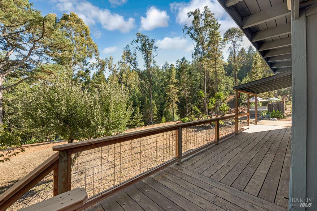 Detail Gallery Image 9 of 74 For 17197 Fitzpatrick Ln, Occidental,  CA 95465 - 3 Beds | 1 Baths