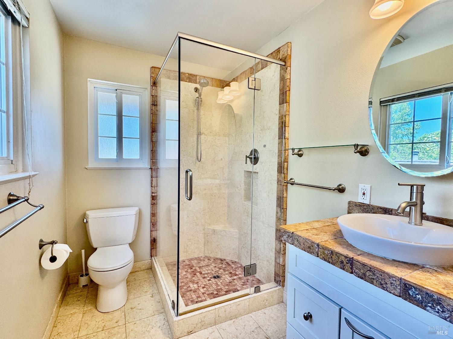 Detail Gallery Image 21 of 27 For 1971 Olive Ave, Saint Helena,  CA 94574 - 4 Beds | 3 Baths