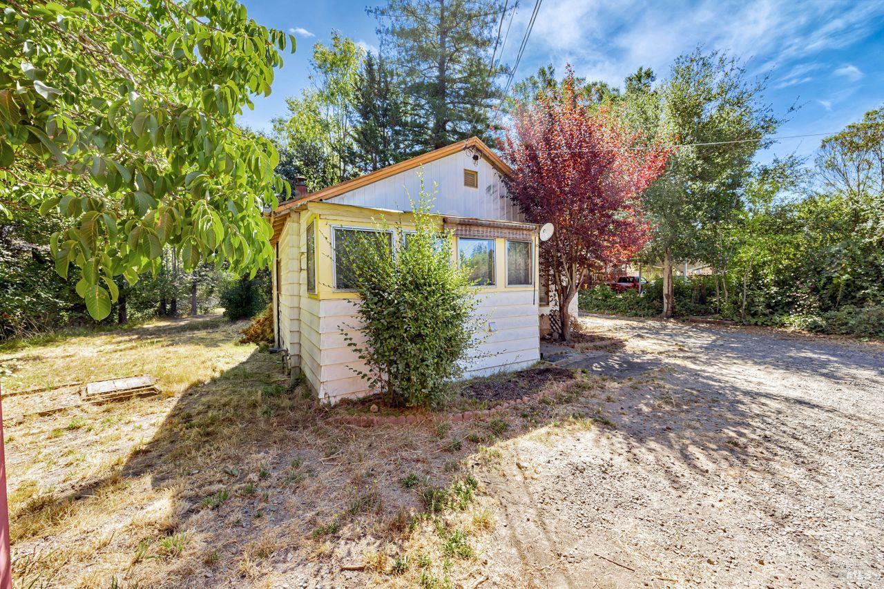 Detail Gallery Image 21 of 38 For 740 First St, Sebastopol,  CA 95472 - 2 Beds | 1 Baths