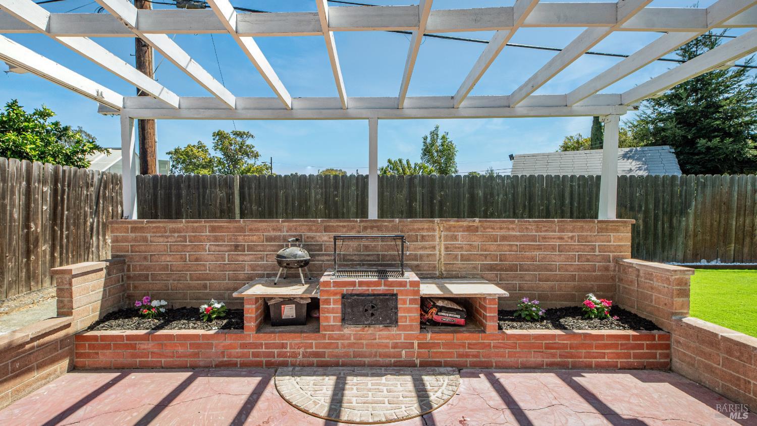 Detail Gallery Image 37 of 47 For 1200 Truman St, Fairfield,  CA 94533 - 3 Beds | 2 Baths