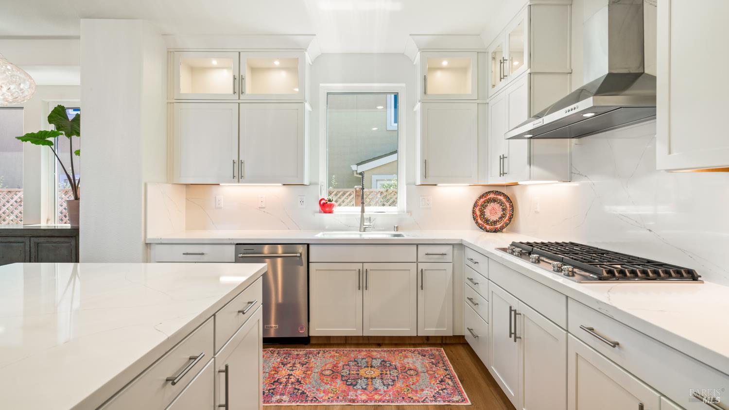 Detail Gallery Image 21 of 50 For 3 Lapis Ct, Petaluma,  CA 94952 - 3 Beds | 2/1 Baths