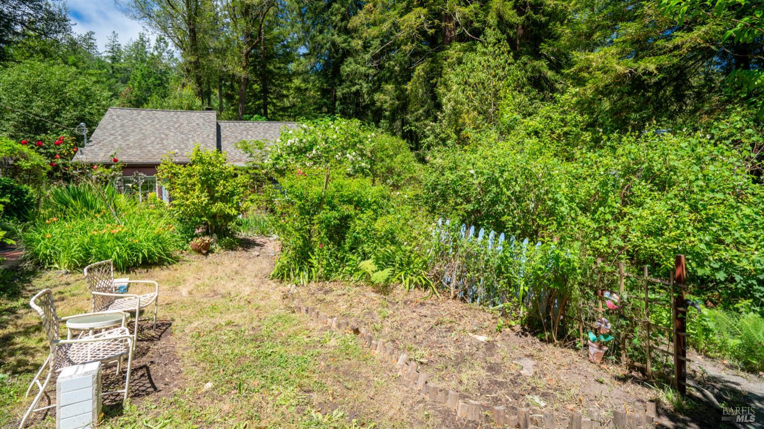 Detail Gallery Image 26 of 71 For 189 Wagnon Rd, Sebastopol,  CA 95472 - 2 Beds | 1 Baths