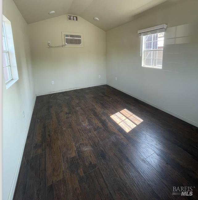 Detail Gallery Image 5 of 18 For 3753 Santa Rosa Ave #E,  Santa Rosa,  CA 95407 - – Beds | – Baths