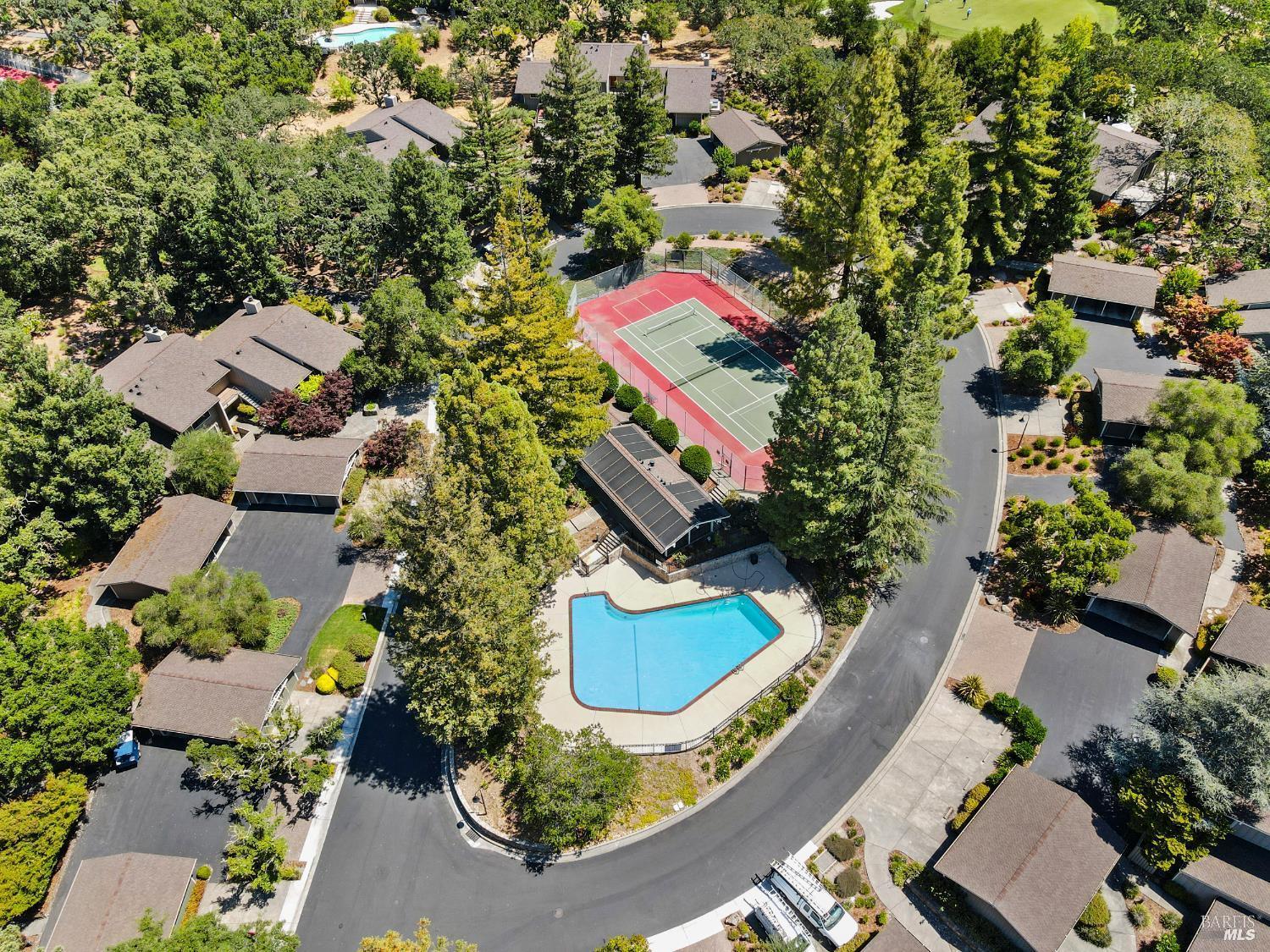Detail Gallery Image 40 of 47 For 833 Augusta Cir, Napa,  CA 94558 - 2 Beds | 2 Baths