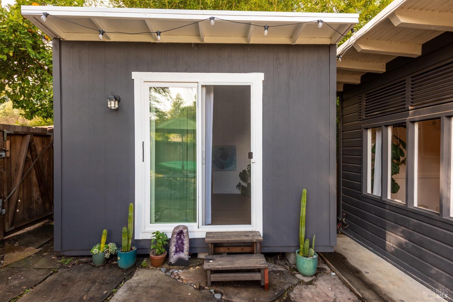 Detail Gallery Image 33 of 41 For 14792 Northern Ave, Guerneville,  CA 95446 - 2 Beds | 1 Baths
