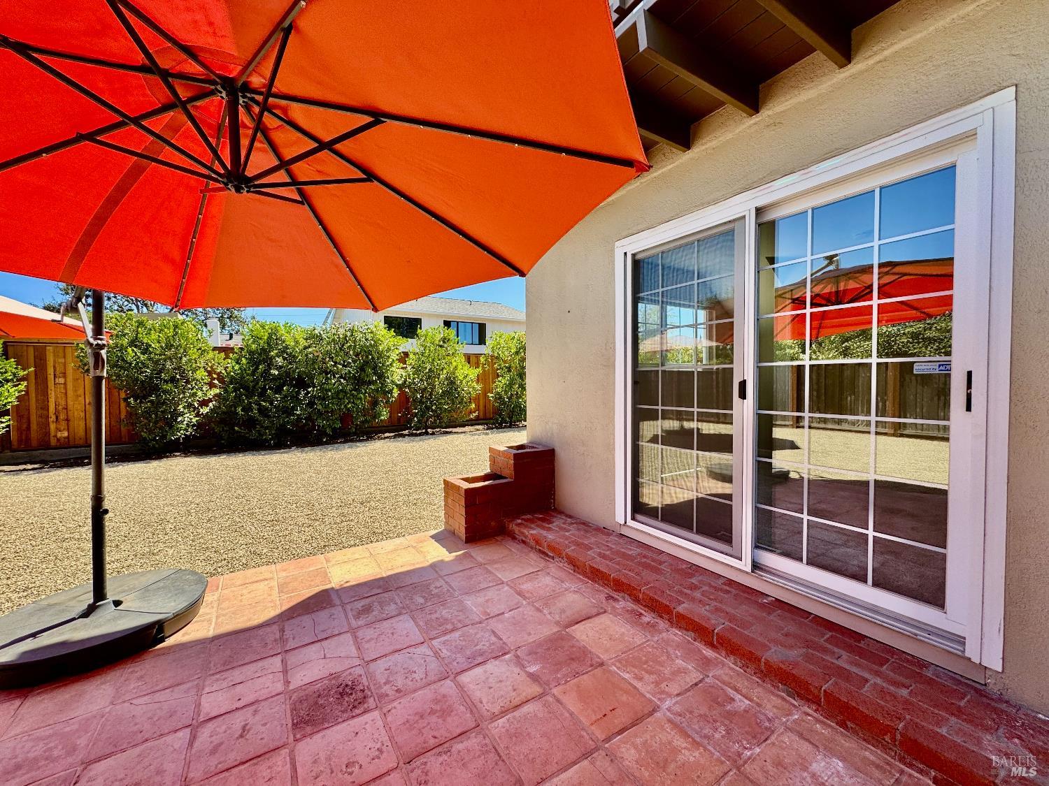 Detail Gallery Image 10 of 27 For 1971 Olive Ave, Saint Helena,  CA 94574 - 4 Beds | 3 Baths