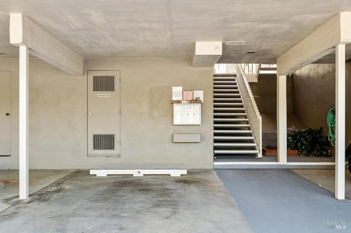 Detail Gallery Image 20 of 26 For 10 Andrew Dr #61,  Tiburon,  CA 94920 - 2 Beds | 1 Baths