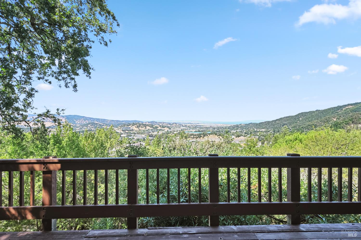 Detail Gallery Image 12 of 49 For 111 Glenside Way, San Rafael,  CA 94903 - 5 Beds | 4/1 Baths