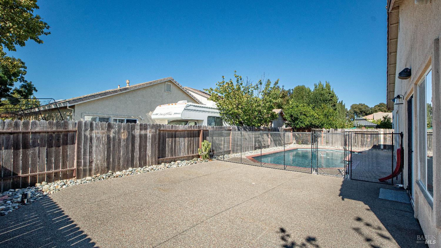 Detail Gallery Image 42 of 53 For 1300 Reeves Ct, Suisun City,  CA 94585 - 4 Beds | 2 Baths