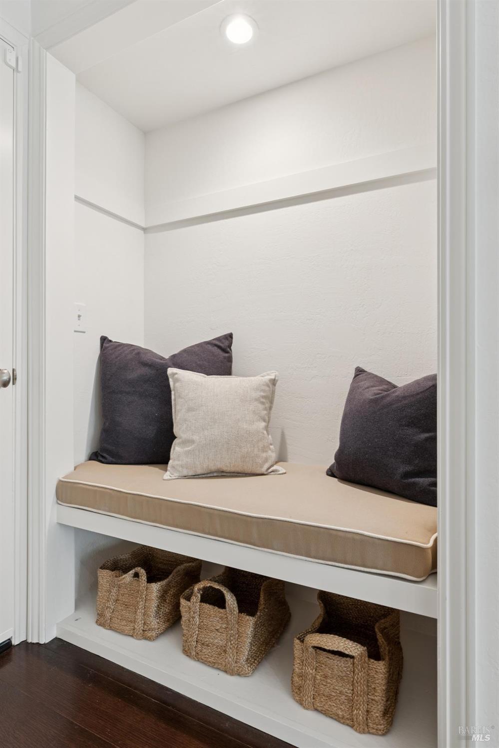 Detail Gallery Image 38 of 62 For 139 Trinidad Dr, Tiburon,  CA 94920 - 4 Beds | 2/1 Baths