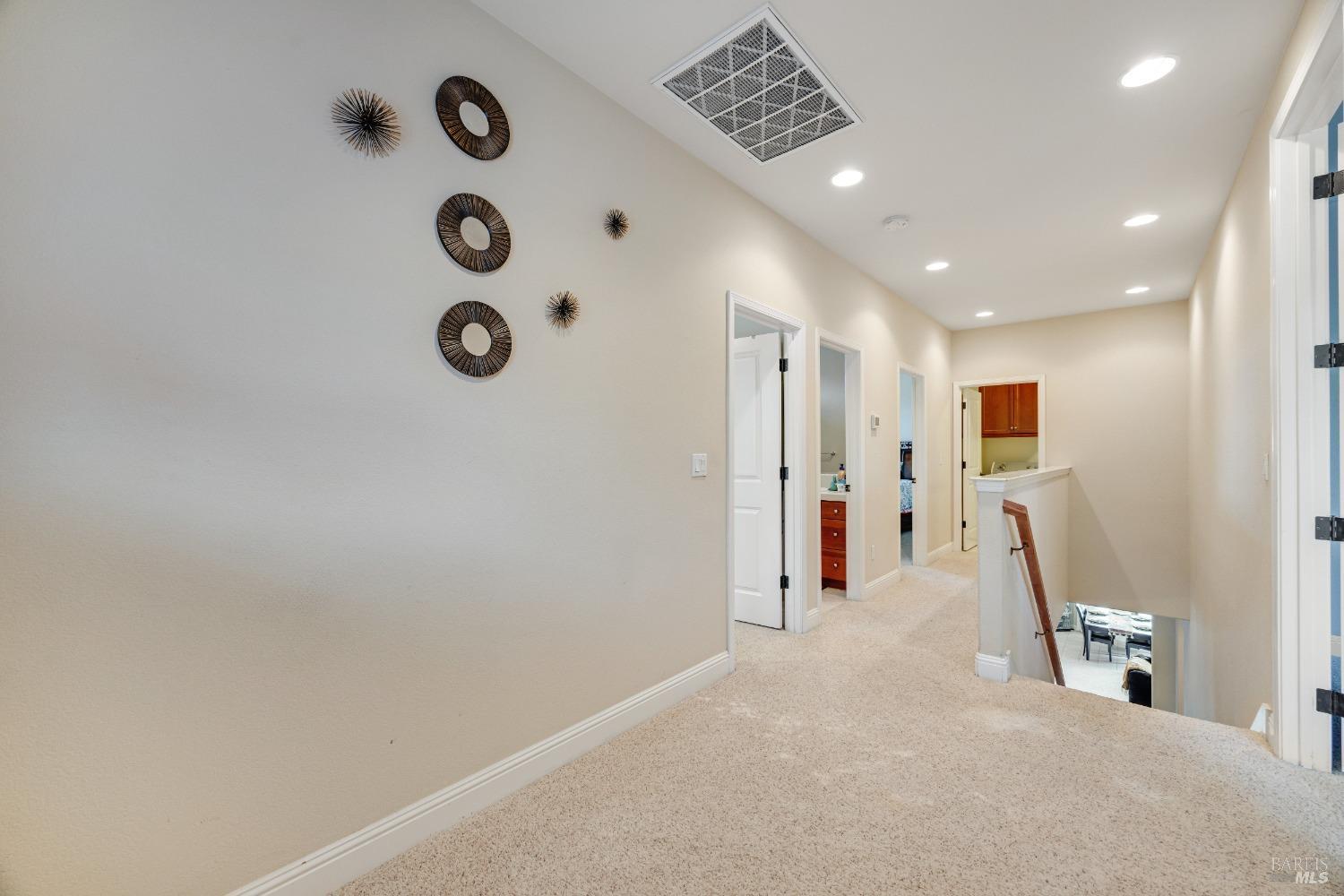 Detail Gallery Image 34 of 85 For 2095 Cooper Dr, Santa Rosa,  CA 95404 - – Beds | – Baths
