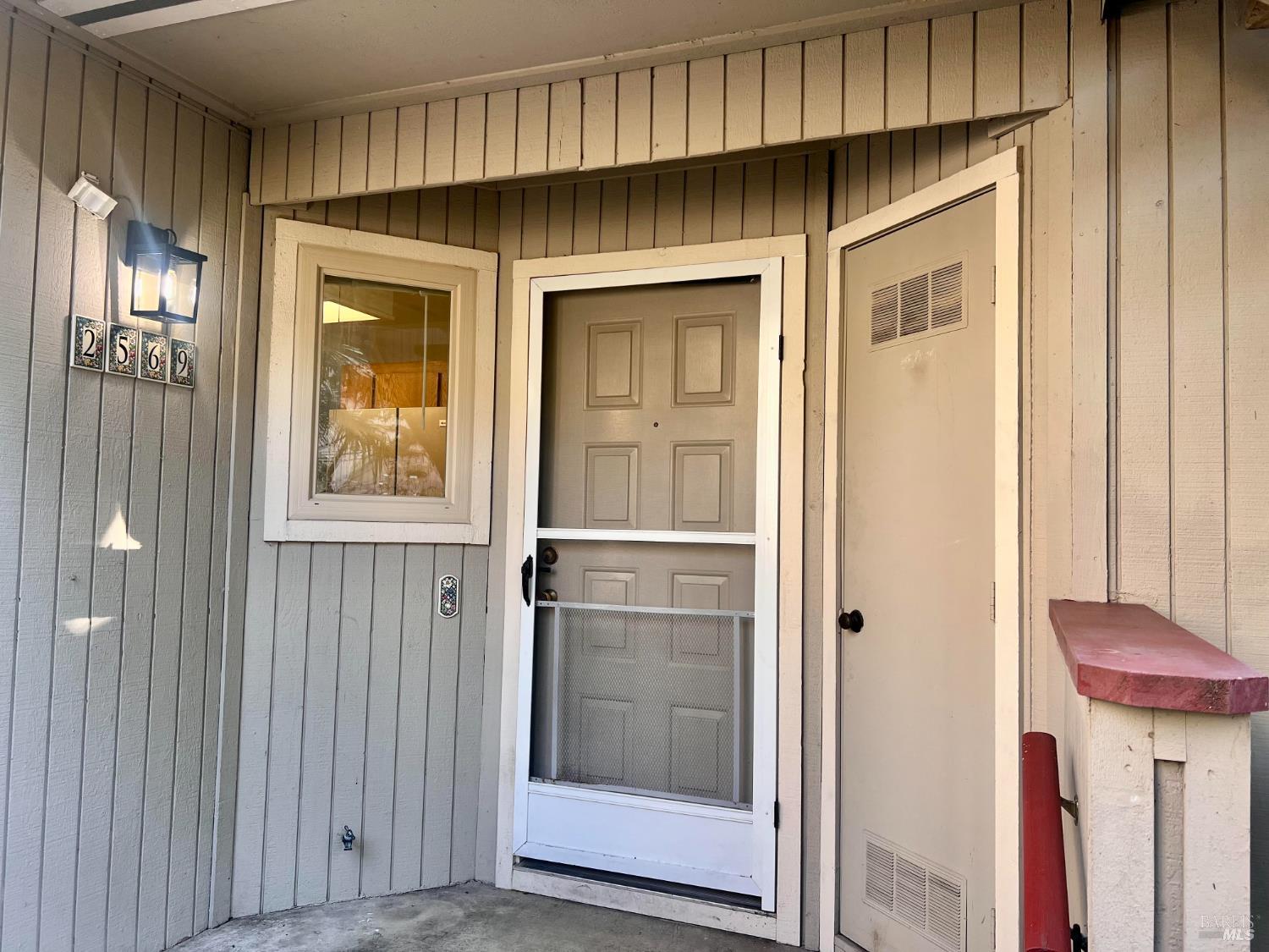 Detail Gallery Image 1 of 11 For 2569 Westberry Dr, Santa Rosa,  CA 95403 - 2 Beds | 1 Baths