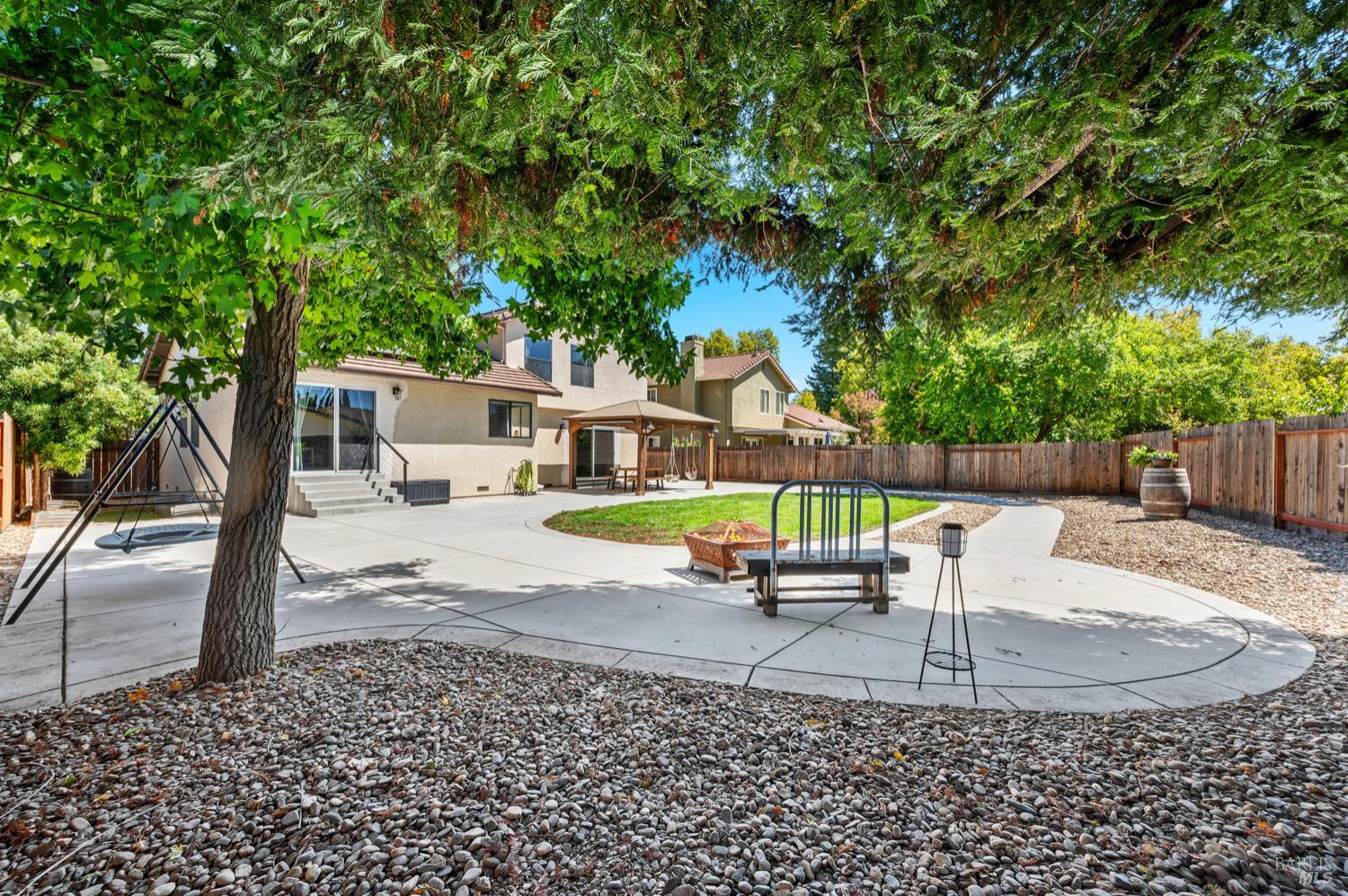 Detail Gallery Image 46 of 49 For 406 Stonecastle Way, Vacaville,  CA 95687 - 4 Beds | 2/1 Baths
