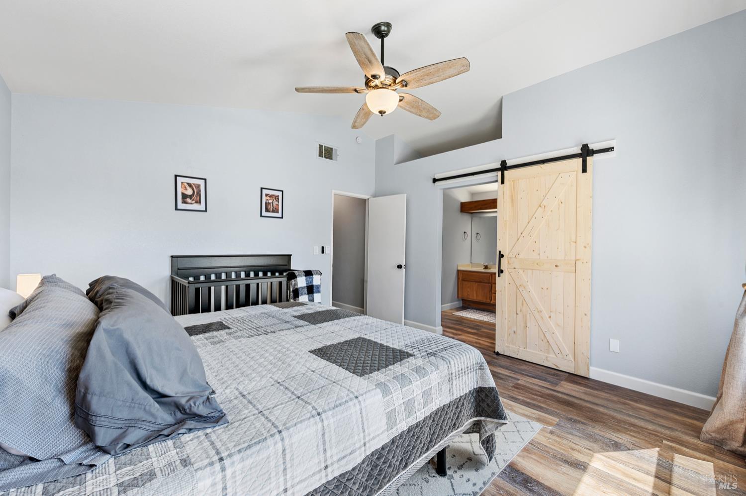 Detail Gallery Image 33 of 49 For 406 Stonecastle Way, Vacaville,  CA 95687 - 4 Beds | 2/1 Baths