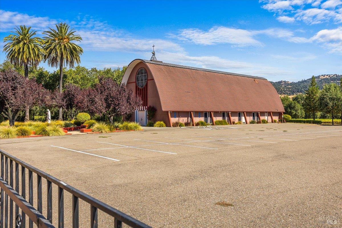 Detail Gallery Image 6 of 40 For 26300 Asti Rd, Cloverdale,  CA 95425 - – Beds | – Baths