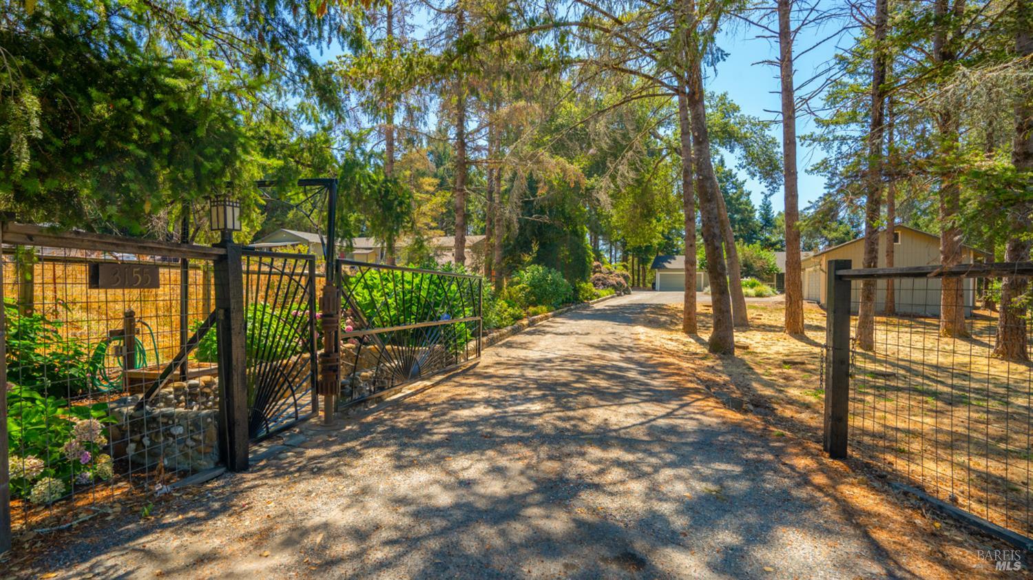Detail Gallery Image 2 of 63 For 3155 Frei Rd, Sebastopol,  CA 95472 - 3 Beds | 2/1 Baths
