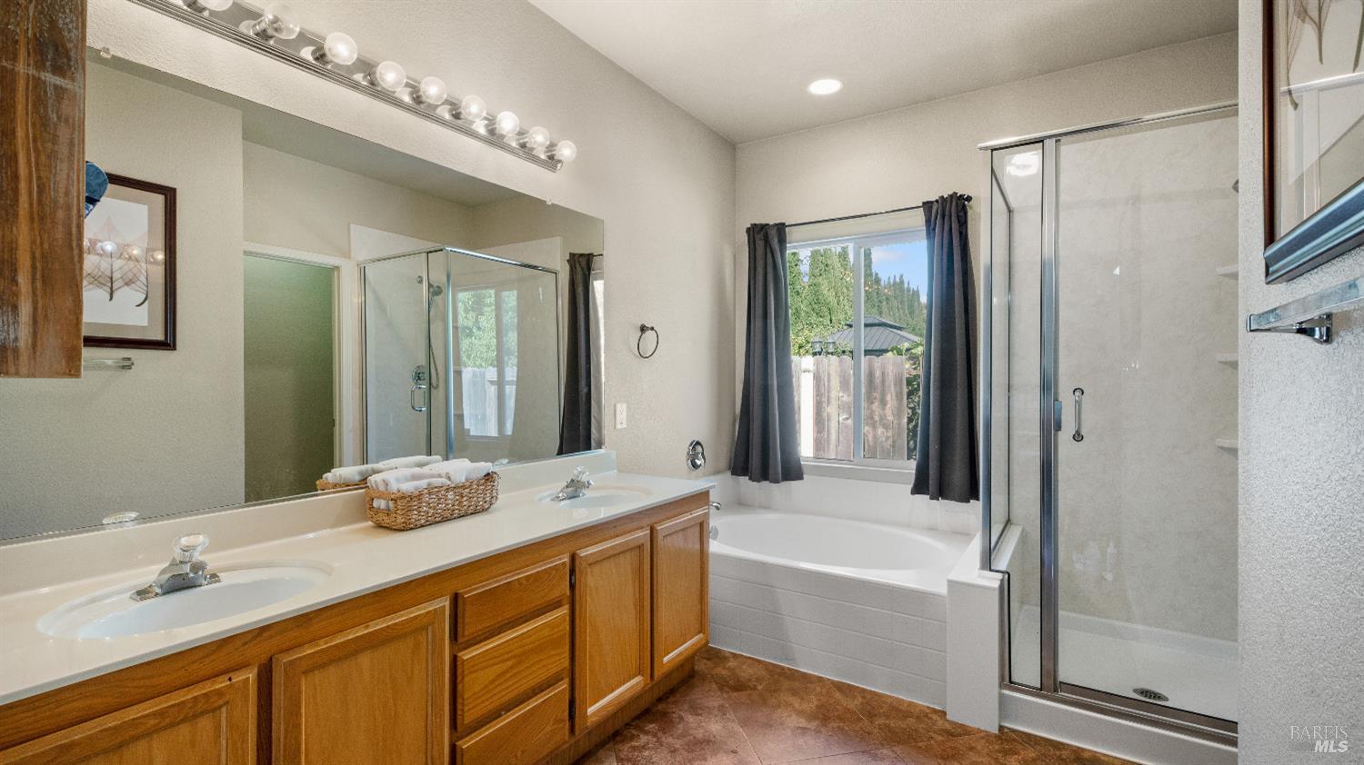 Detail Gallery Image 32 of 53 For 1300 Reeves Ct, Suisun City,  CA 94585 - 4 Beds | 2 Baths