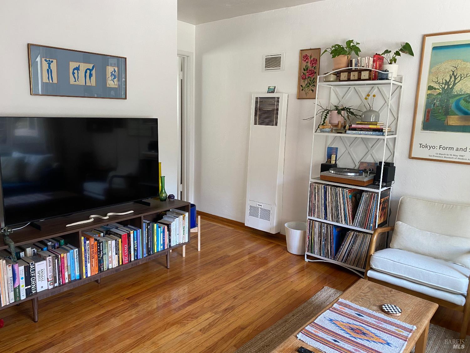 Detail Gallery Image 3 of 12 For 401 Ash St, Mill Valley,  CA 94941 - – Beds | – Baths