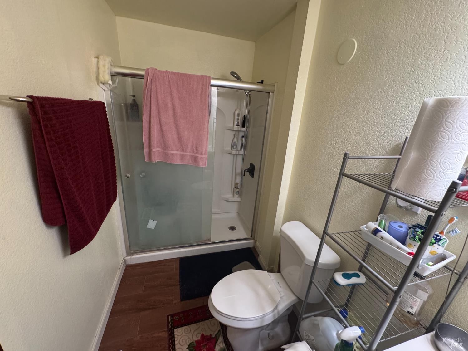 Detail Gallery Image 6 of 19 For 438 Rusty Dr, Santa Rosa,  CA 95401 - 4 Beds | 2 Baths